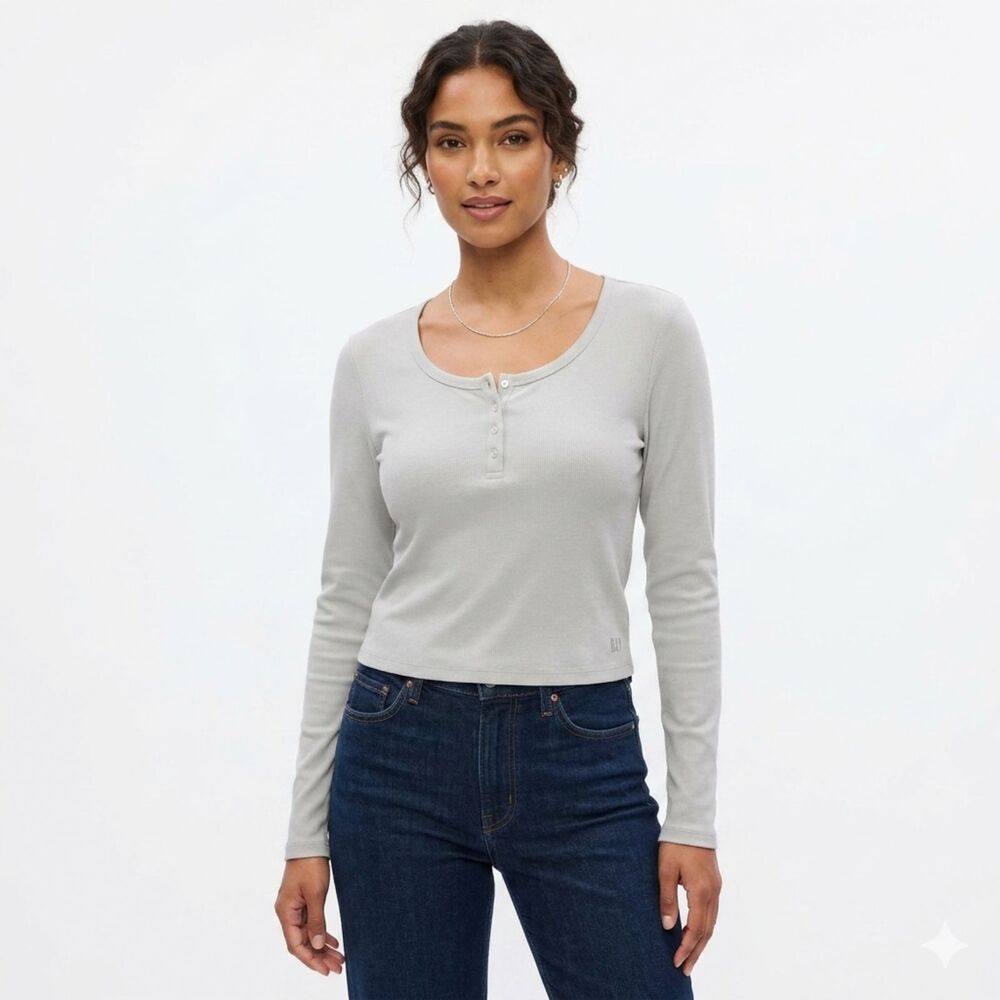 GapBody Ribbed Henley Crop Top Women L Long Sleeve Scoop Neck Soft Stretch